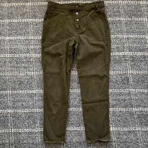 LOFT Olive Green High-Waisted Pants size 8 curvy